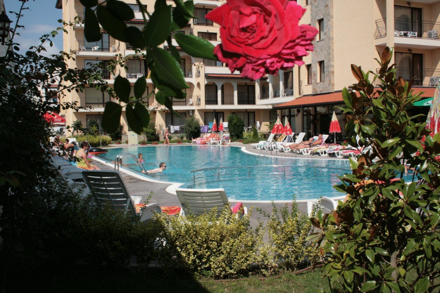 Apartment Tourist Complex Rose Village Sunny Beach Exterior photo